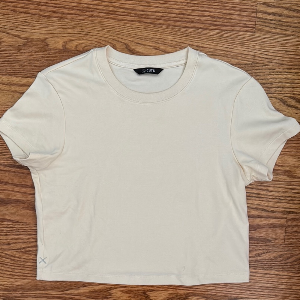 Cuts Clothing Women's Short Sleeve Cream Tee